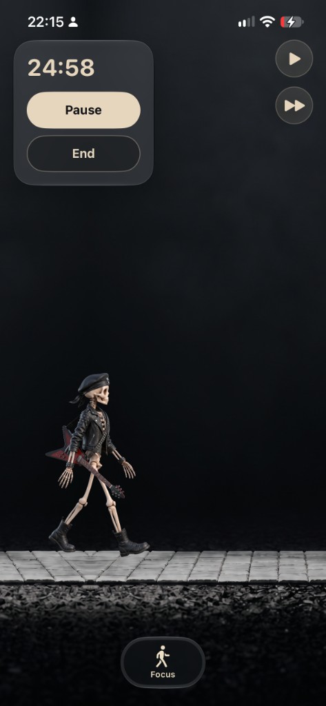 SkeletonFocus session with a walking rock skeleton, pause, and end controls